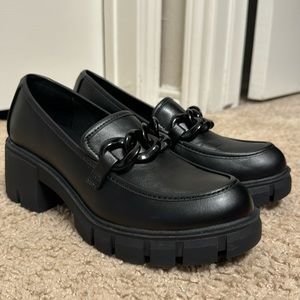 NWT Madden Girl black lug sole platform loafers
